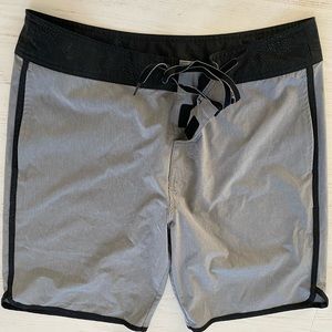 Travis Mathew Yoni Short